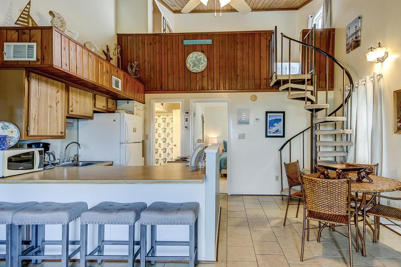Driftwood Villa - 237 Edisto Beach Bagian luar foto