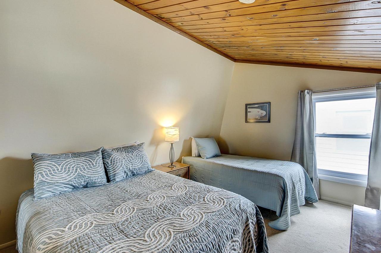 Driftwood Villa - 237 Edisto Beach Bagian luar foto